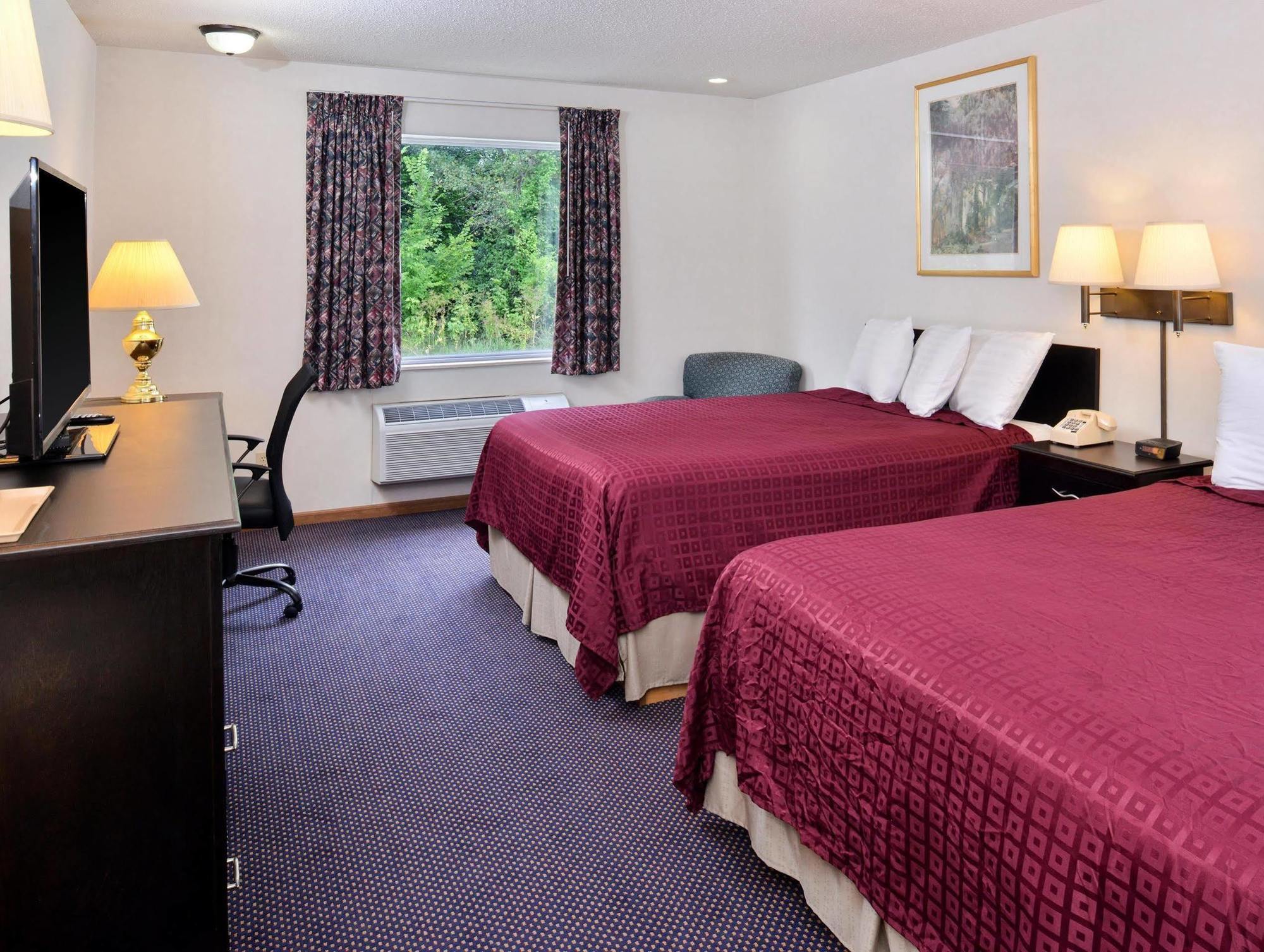 Americas Best Value Inn Knob Noster Екстериор снимка